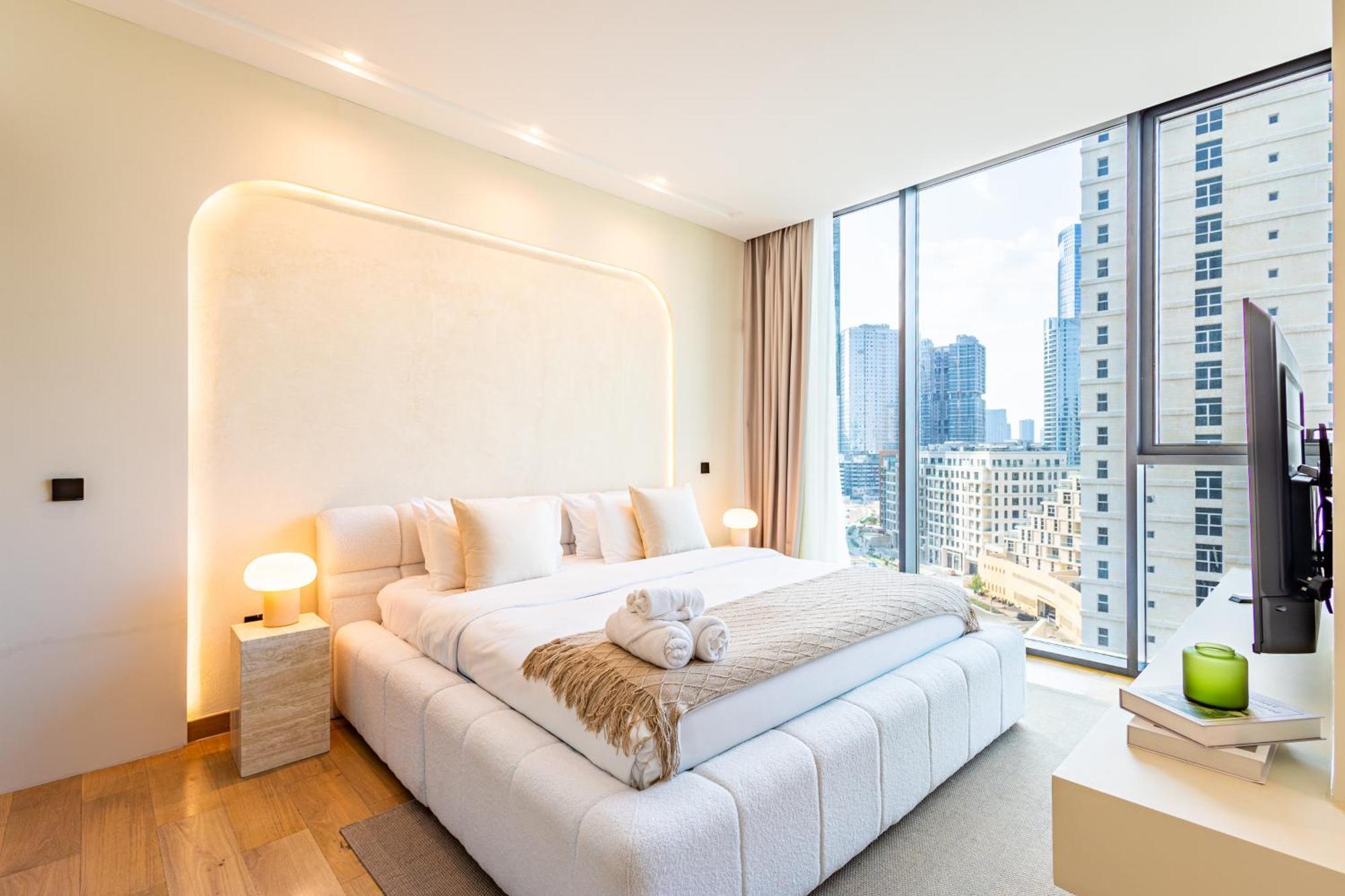 Luxurious 2 Bdr - Reem Nine - Full Mangroves & Sea Views - - Table Pool - Sauna - Cinema - Big Gym - Calisthenics * Abu Dhabi