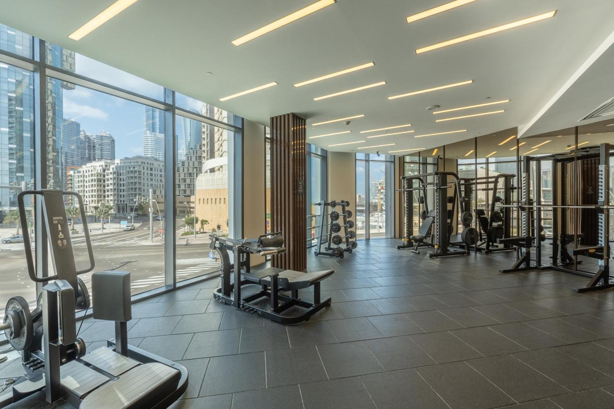 Apartment Luxurious 2 Bdr - Reem Nine - Full Mangroves & Sea Views - - Table Pool - Sauna - Cinema - Big Gym - Calisthenics *