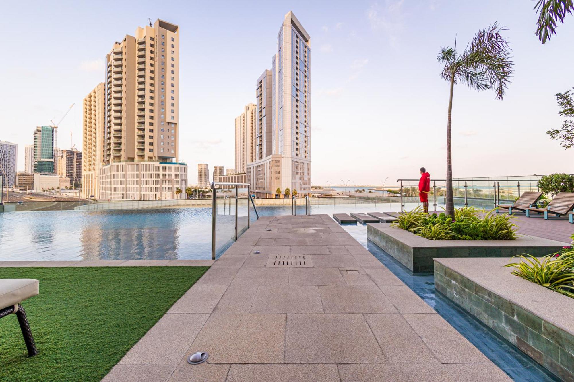 Apartment Luxurious 2 Bdr - Reem Nine - Full Mangroves & Sea Views - - Table Pool - Sauna - Cinema - Big Gym - Calisthenics *