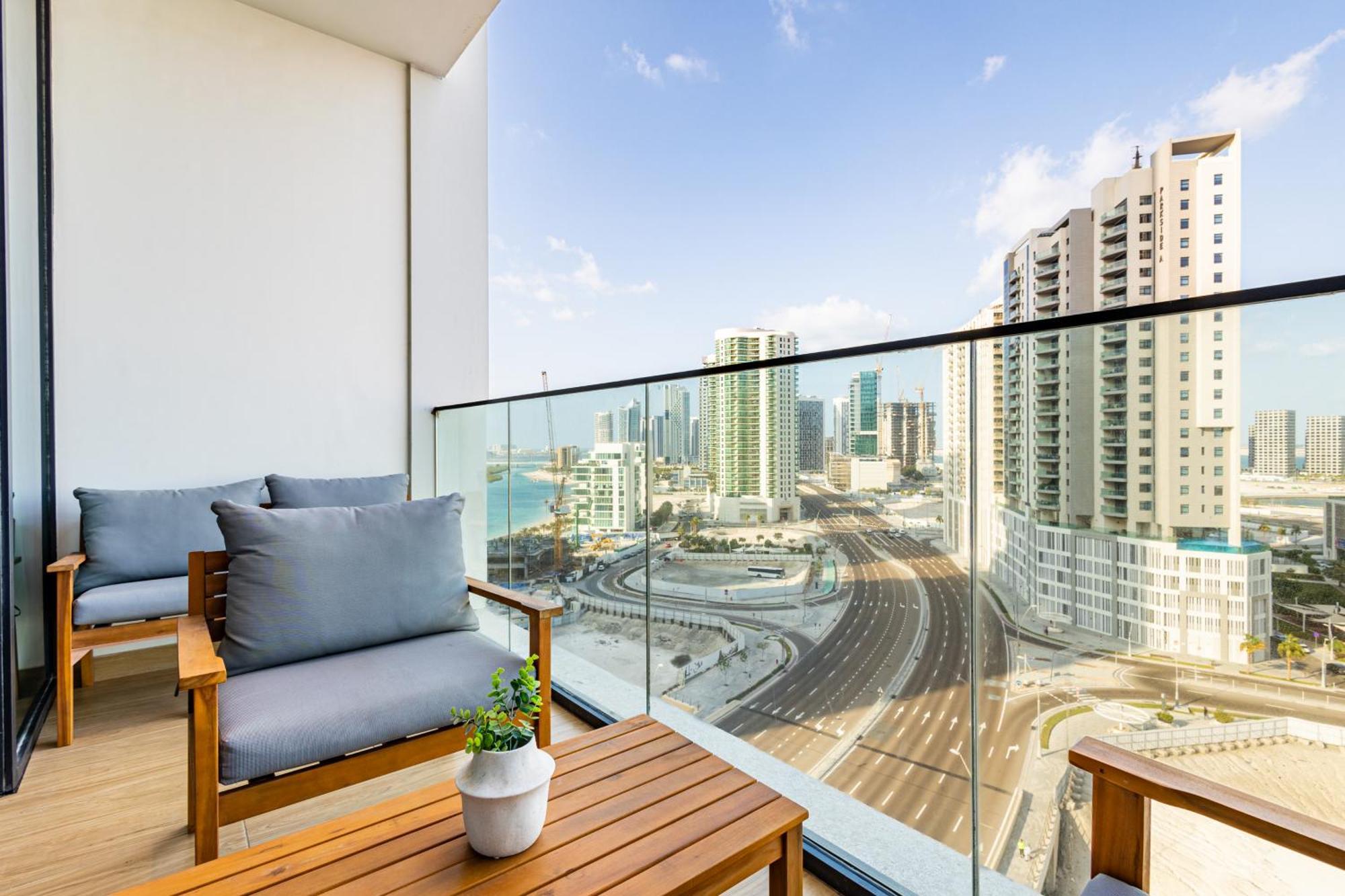 Luxurious 2 Bdr - Reem Nine - Full Mangroves & Sea Views - - Table Pool - Sauna - Cinema - Big Gym - Calisthenics